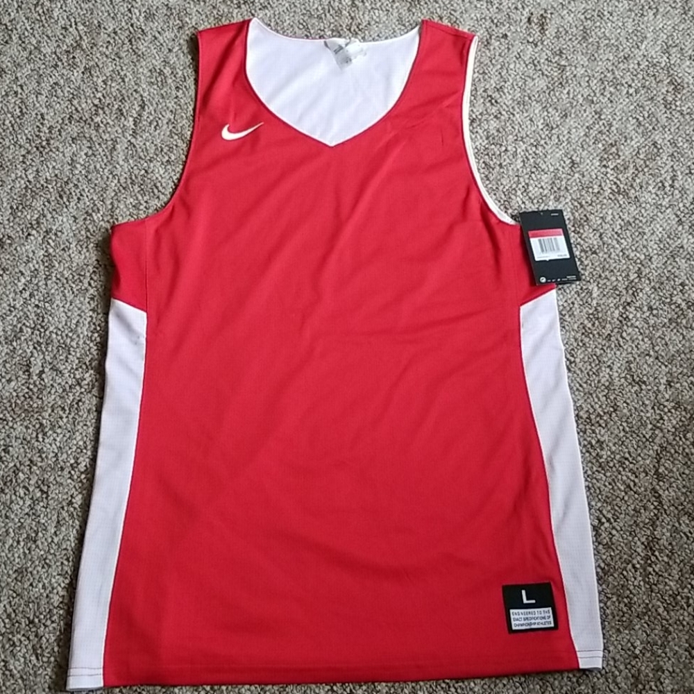 NWT. Nike red/white reversible jersey
